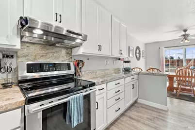 520 Court Street, Santa Rosa, CA 95407 - Photo 10