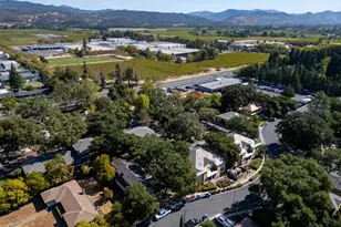204 Rosebud Ln, Saint Helena, CA 94574 - Photo 2
