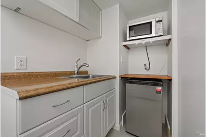 646 Ridgewood Avenue, Mill Valley, CA 94941 - Photo 38