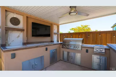 786 Elderberry Loop, Vacaville, CA 95688 - Photo 52