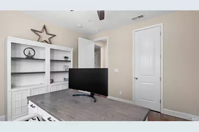 786 Elderberry Loop, Vacaville, CA 95688 - Photo 12