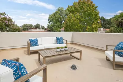 54 Grande Paseo, San Rafael, CA 94903 - Photo 32