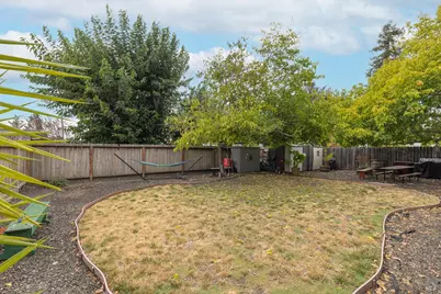 308 S McDowell Boulevard, Petaluma, CA 94954 - Photo 10