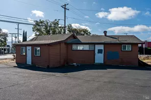 1128 S State St, Ukiah, CA 95482 - Photo 1