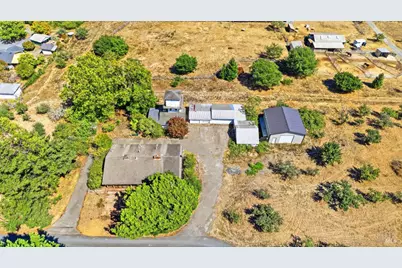 815 Blessing Way, Sebastopol, CA 95472 - Photo 2