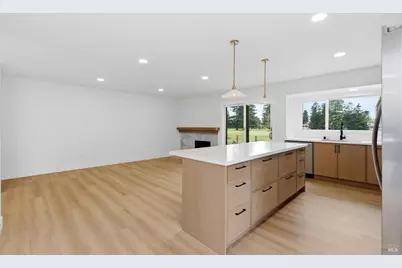 900 Hudis Street, Rohnert Park, CA 94928 - Photo 26
