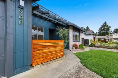 900 Hudis Street, Rohnert Park, CA 94928 - Photo 2