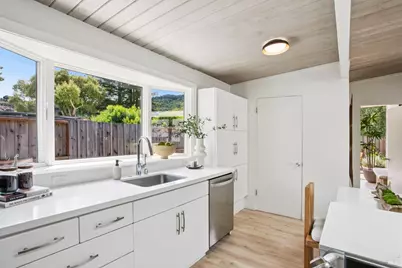 41 Mount Foraker Drive, San Rafael, CA 94903 - Photo 20