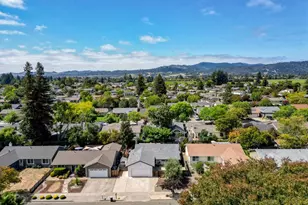 4455 Summerfield Dr, Napa, CA 94558 - Photo 2