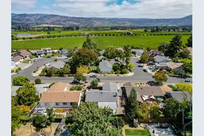 4455 Summerfield Drive, Napa, CA 94558 - Photo 36