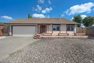 1008 Santa Clara Ln, Petaluma, CA 94954 - Photo 2