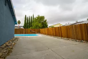 349 Royal Oaks Dr, Vacaville, CA 95687 - Photo 40