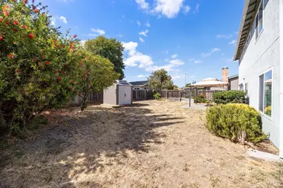 1106 Humphrey Drive, Suisun City, CA 94585 - Photo 46