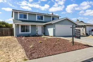 1106 Humphrey Dr, Suisun City, CA 94585 - Photo 2
