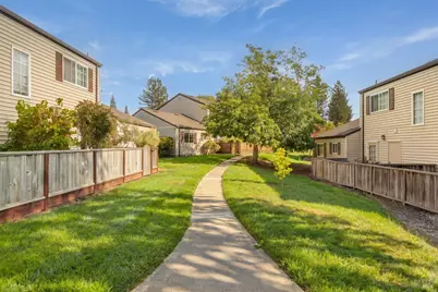 1618 Yardley Street, Santa Rosa, CA 95403 - Photo 18