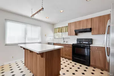 107 Normandy Drive, Vacaville, CA 95687 - Photo 8