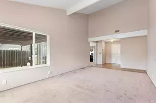 107 Normandy Dr, Vacaville, CA 95687 - Photo 6