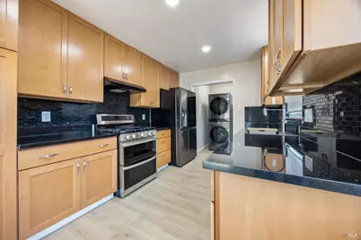 340 Lamont Court, Vallejo, CA 94591 - Photo 2