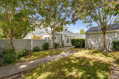 2328 Lakeview Drive, Santa Rosa, CA 95405 - Photo 20