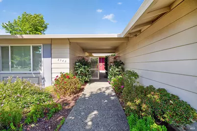 8940 Oakmont Drive, Santa Rosa, CA 95409 - Photo 2
