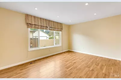 1182 Hartford Place, Fairfield, CA 94534 - Photo 10