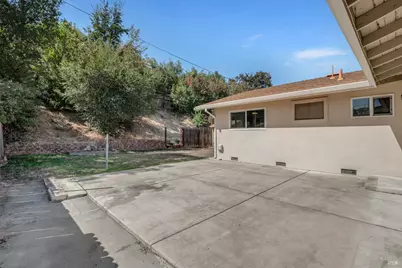 360 Markham Avenue, Vacaville, CA 95688 - Photo 26