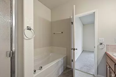 18546 Spyglass Road, Hidden Valley Lake, CA 95467 - Photo 20
