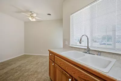 18546 Spyglass Road, Hidden Valley Lake, CA 95467 - Photo 8