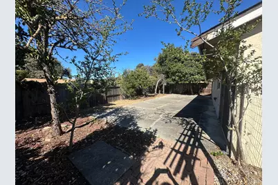 484 Basalt Drive, Vallejo, CA 94589 - Photo 8