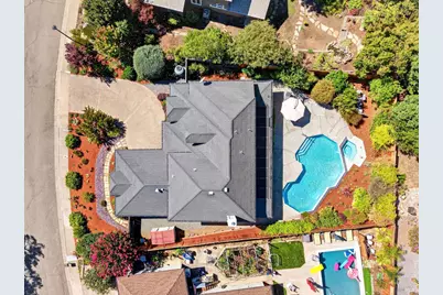 421 Greens Drive, Healdsburg, CA 95448 - Photo 2