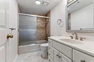 421 Greens Dr, Healdsburg, CA 95448 - Photo 22