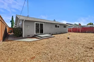 2431 Oceanic Dr, Fairfield, CA 94533 - Photo 20