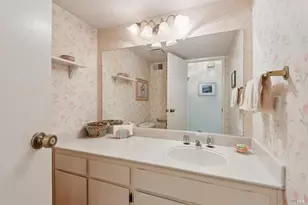 37 Prairie Falcon Dr, Novato, CA 94949 - Photo 26