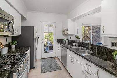 41 Parkview Circle, Corte Madera, CA 94925 - Photo 10