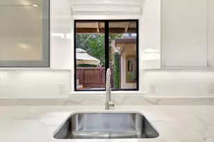 2144 Clay St, Napa, CA 94559 - Photo 22