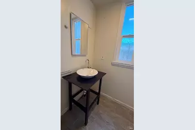1230 Jennings Avenue, Santa Rosa, CA 95401 - Photo 18