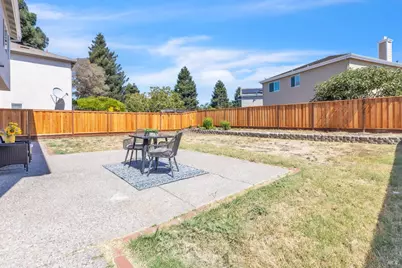 856 Spring Mountain Lane, American Canyon, CA 94503 - Photo 14