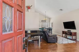 606 Sunnyvale Pl, Vacaville, CA 95687 - Photo 6