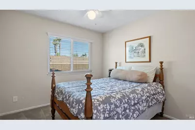 606 Sunnyvale Place, Vacaville, CA 95687 - Photo 28
