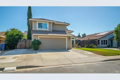606 Sunnyvale Place, Vacaville, CA 95687 - Photo 4