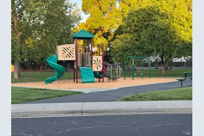 606 Sunnyvale Place, Vacaville, CA 95687 - Photo 66