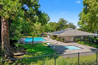 70 Belvedere Court, Napa, CA 94559 - Photo 14