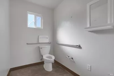490 E L Street, Benicia, CA 94510 - Photo 16