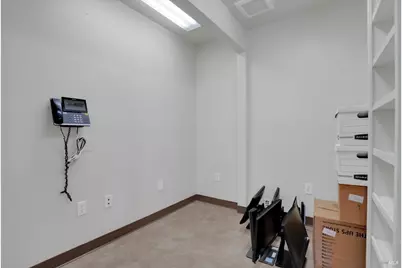 490 E L Street, Benicia, CA 94510 - Photo 10