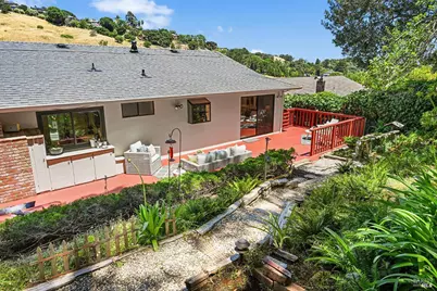 501 Willow Court, Novato, CA 94945 - Photo 24