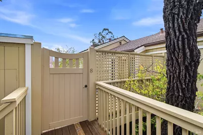 8 Chaucer Court, Mill Valley, CA 94941 - Photo 2