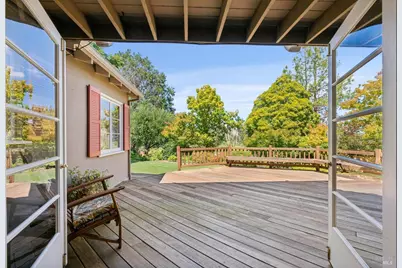 70 Corte Arriba Court, Novato, CA 94949 - Photo 14