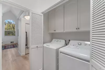 377 E 2nd Street, Benicia, CA 94510 - Photo 24