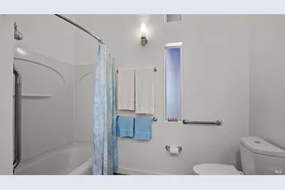1346 Yulupa Avenue #B, Santa Rosa, CA 95405 - Photo 12
