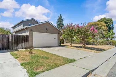 1086 Mockingbird Lane, Fairfield, CA 94533 - Photo 2